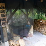 山塩製塩所「塩爺さんの塩作り見学!」