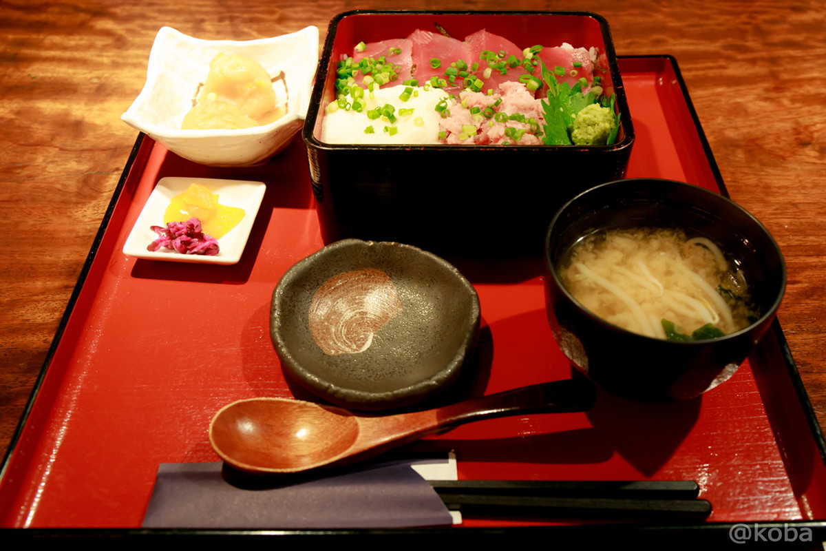 鮪ねぎとろとろろ重(小鉢・お新香・味噌汁付き) 1,400円│福島(ふくしま)│和食ランチ│魚料理│東京オシャレなお店│新小岩ブログ