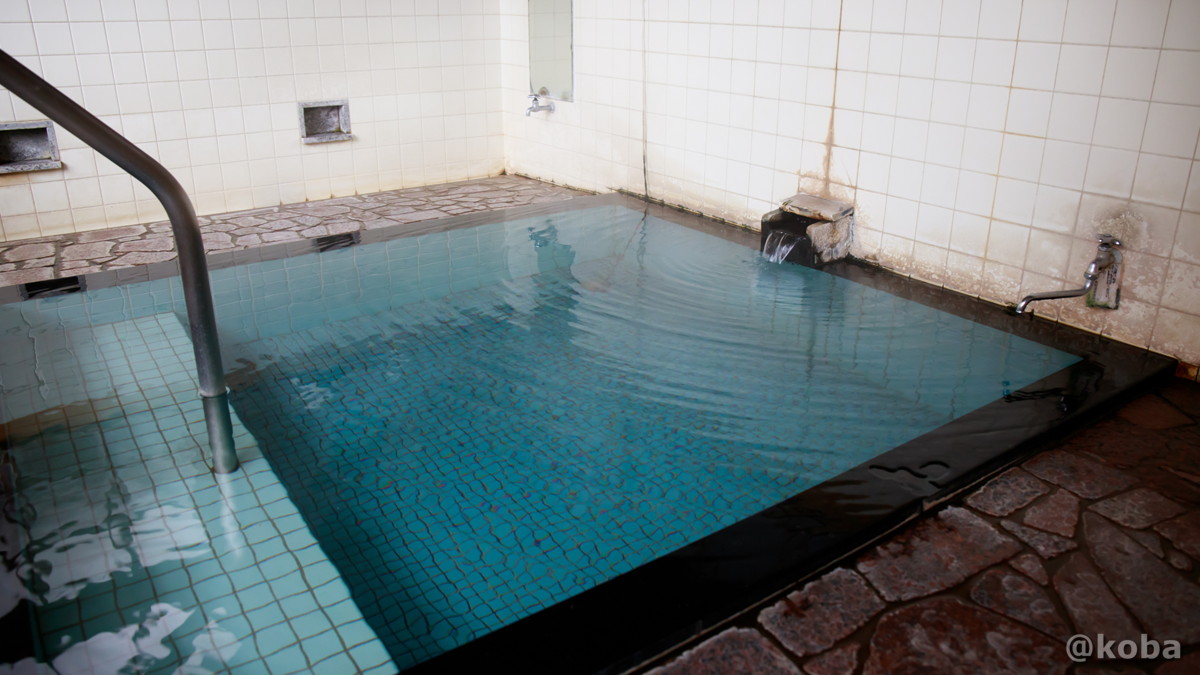 長野県「激熱高温泉！共同浴場湯巡り♪」角間温泉（かくまおんせん）｜共同浴場 湯巡り｜〒381-0402 長野県下高井郡山ノ内町佐野｜こばフォトブログ