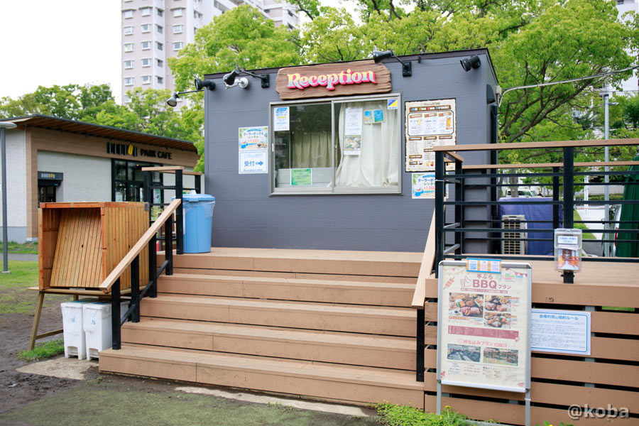 THE RIVERSIDE BBQ NISHIKASAI の受付(Reception)外観