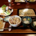 和味膳（なごみ膳） （蕎麦，野菜天ぷら，そばどうふ，おこわ，デザート）の写真｜そば処 和味（なごみ Nagomi soba）｜和食 蕎麦｜埼玉県秩父市荒川日野｜こばフォトブログ