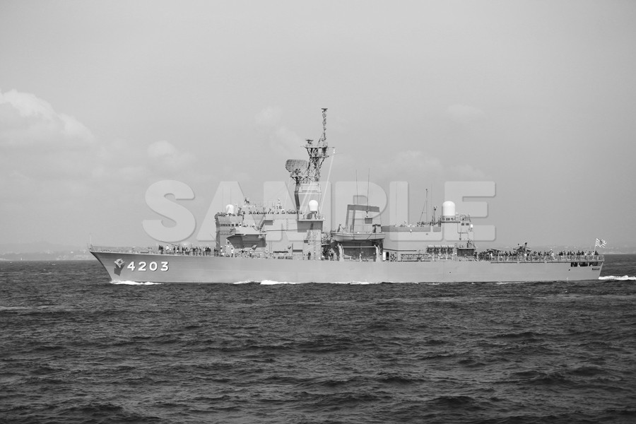 a0081_観艦式 「4203 てんりゅう」 白黒,船,護衛艦,日本