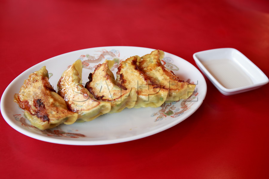 焼餃子 中華料理