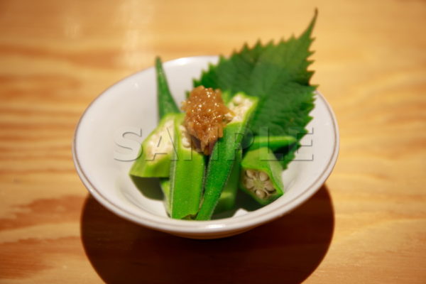 オクラの梅肉和え 和食料理 japanese food