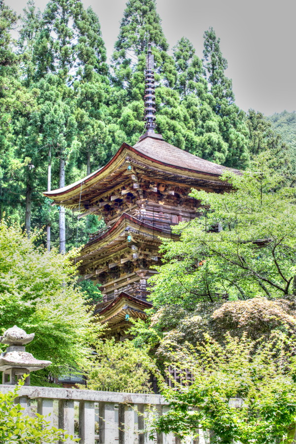 三重塔 新海三社神社 長野県 佐久市